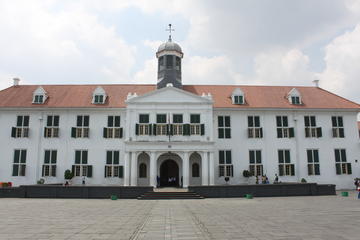 A WALK IN BATAVIA (OLDTOWN JAKARTA WALKING TOUR)