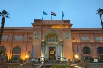 Pyramids of Giza and the Egyptian Museum trip