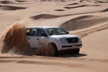 Wahiba Sands Desert Safari with Dune Bashing and Lunch from Muscat