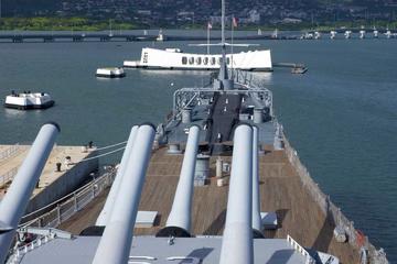 Pearl Harbor USS Arizona and USS Missouri Tour