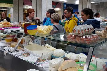 Zagreb Walking Food Tour - Sightseeing - Farmer's market visit