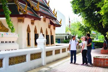 Morning Rattanakosin Walking Tour
