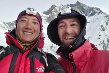 16 DAYS ISLAND PEAK CLIMBING WITH EVEREST BASE CAMP PRIVATE TRIP