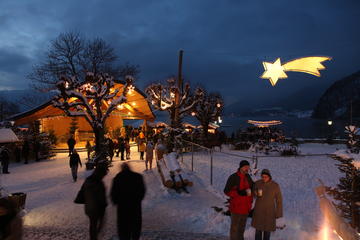 Salzburg Christmas Markets Small-Group Tour from Vienna