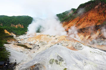 Noboribetsu Private Day Tour (Up to 13 Passengers)