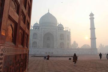 Same Day Taj Mahal Tour by Shatabdi Train From Jaipur