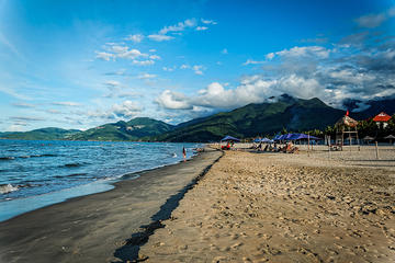 Hai Van Pass and Lang Co Beach Day Trip from Hoi An
