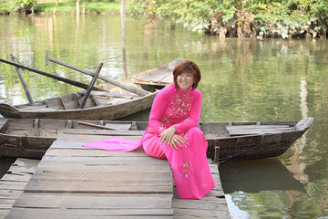 Half-Day Ao Dai Photography Tour from Ho Chi Minh City