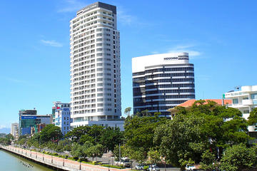 Half-Day Da Nang Shopping Tour