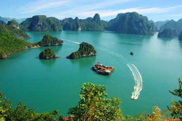 Half-day Glamours of Ha Long Bay