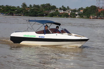 Half-Day Tour: Cu Chi Tunnels by Boat from Ho Chi Minh