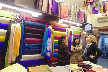Half-Day Van Phuc Silk Tour from Hanoi
