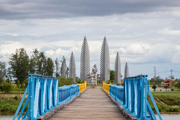 Hue and Vietnam DMZ 2-Day Sightseeing Trip from Hoi An