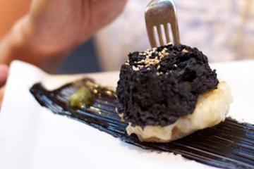 San Sebastian Lunch Time Pintxo Tour with Wine