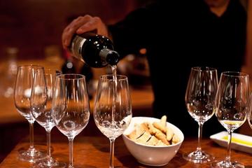 Sevilla local food and wine tasting