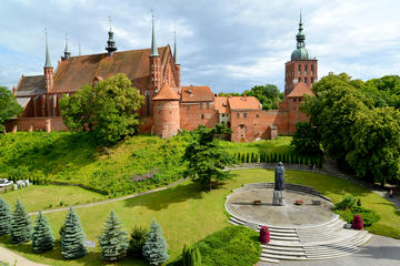 Private Tour to Frombork with Cruise over The Beatiful Vistula Lagoon