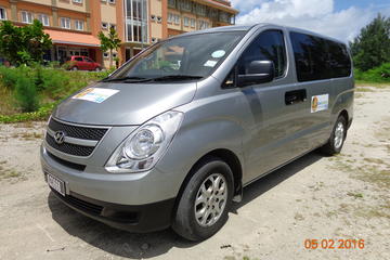 1 to 2 Passenger Standard Arrival Transfer to Any Mahe Island Hotel