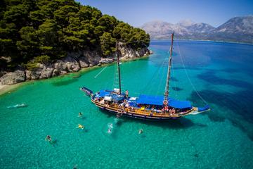 Lefkada Forgotten Islands: Full-Day Cruise with Lunch