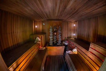 THE RUSSIAN BATHHOUSE (BANJA)