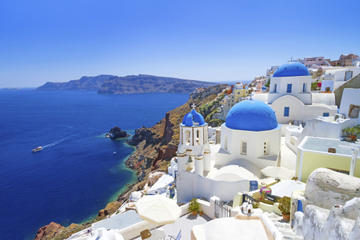 8-Day Turkey and Greece Tour from Istanbul: Greek Islands and Athens Cruise plus Ephesus, Pamukkale and Cappadocia by Bus