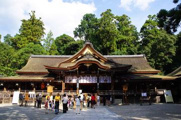 Omiwa Day Hike & Sake Tasting Tour