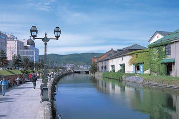 Private Otaru Sightseeing from Sapporo with Sake Tasting