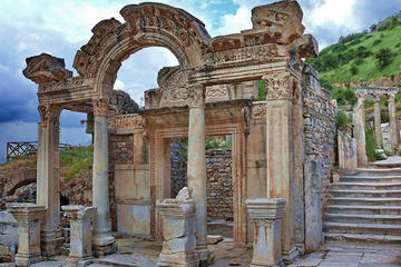 Archaeological Ephesus Tour from-to Istanbul by Plane