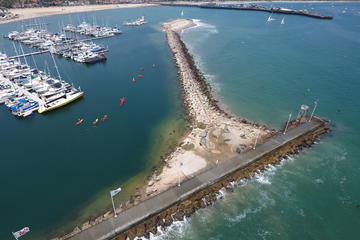 Santa Barbara Wildlife & History Kayaking Tour