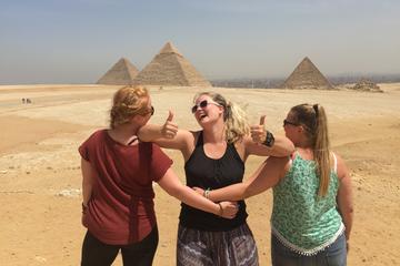Private Day Tour to Giza pyramids, Egyptian Museum, Citadel, and Khan from Cairo