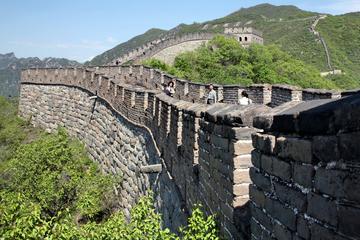 Private Beijing Airport Layover Tour Including Lunch: Mutianyu Great Wall And Sacred way