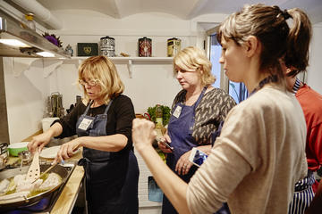 Grandma's Cooking Barcelona: A Hands-On Cooking Experience