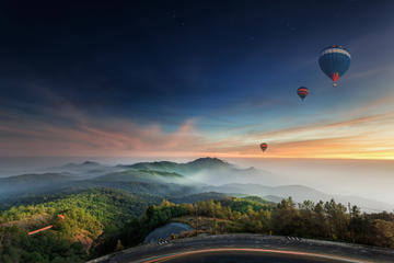 Hot Air Balloon Ride with Champagne Breakfast from Chiang Mai