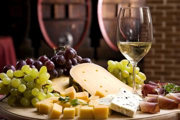 Food and Wine in the Tuscan Countryside by Minivan