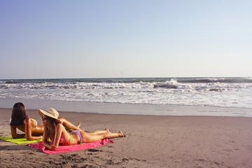 Relaxing Beach Escape during San Salvador Stopover