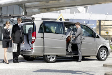 Private Arrival Airport Transfer from Cairo Airport to Cairo Hotels