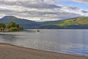 Loch Lomond, Glasgow and Doune Castle Day Trip from Edinburgh with Spanish Speaking Guide