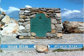 CAPE AGULHAS PACIFIC & INDIAN OCEAN MEETING TOUR