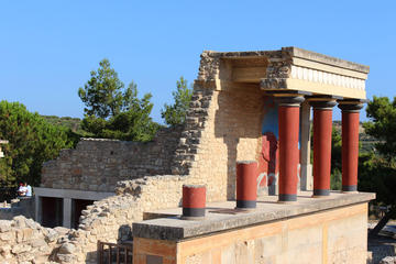 Crete Minoan Discovery Tour with Knossos Palace, Heraklion, and Live 3D Show