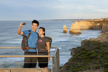 Small-Group Great Ocean Road Tour with Eureka Skydeck and Edge Experience Entry Pass