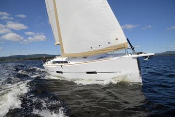 Total sailing experience Barcelona