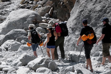 Samaria Gorge Small-Group Hiking Day Trip from Chania