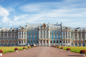 Tour of Pushkin (Tsarskoye Selo) and Catherine Palace