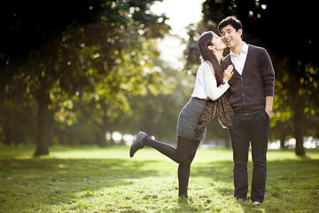 Tailored Fun and Private Photo Shoot in Warsaw