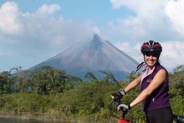 Single-Track Mountain Bike Tour in Arenal Volcano