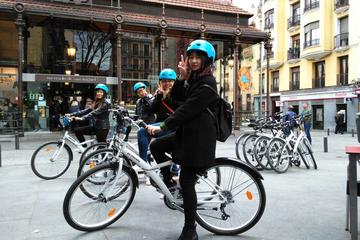 Madrid Fun and Sightseeing bike tour 3 hours Basic fundamental tour of Madrid