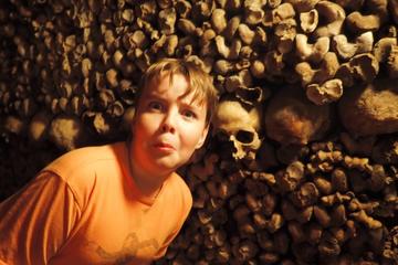 Catacombs of Paris: Family or Friends Skip-the-line Private Tour 2018