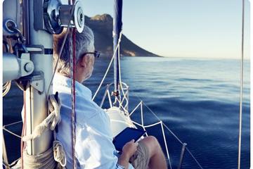 2-Hour Sailing Premium Small Group Experience in Barcelona