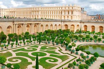 Excursion to Versailles from Paris with entrance and gardens