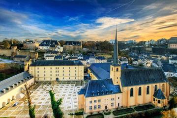 Spanish Guided Luxembourg Tour from Brussels