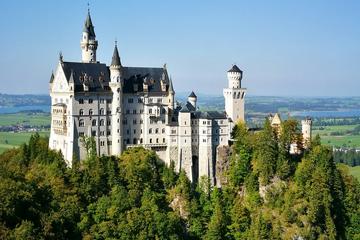 Neuschwanstein Castle BUS TOUR from Munich with Oberammergau and Linderhof